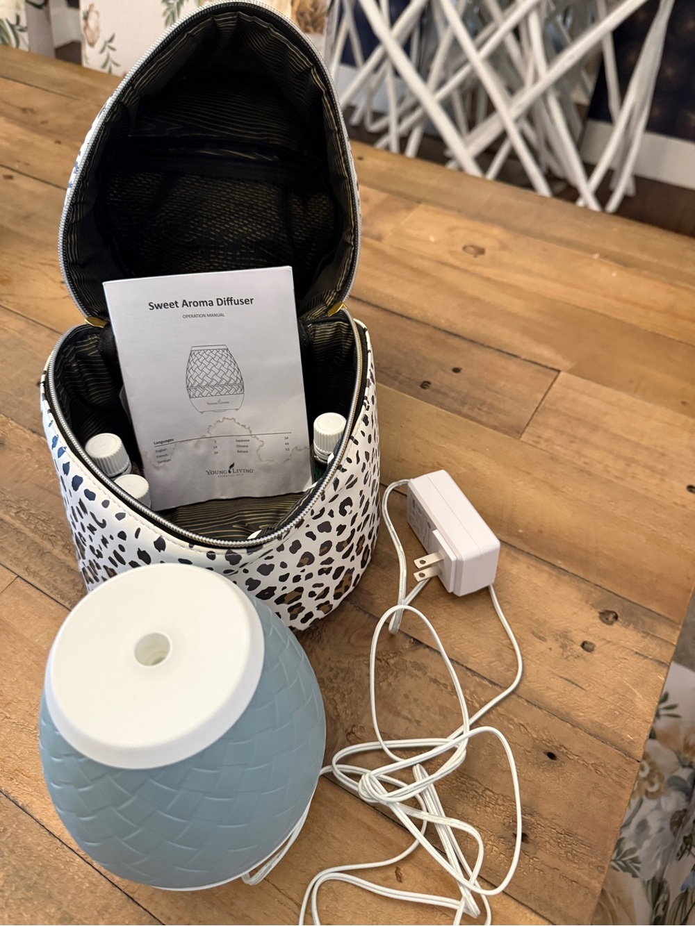 Young Living Sweet Aroma Diffuser - Light Blue with oils and carry case